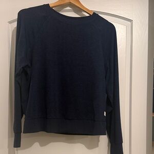 Vuori dark heather navy crewneck lightweight sweatshirt